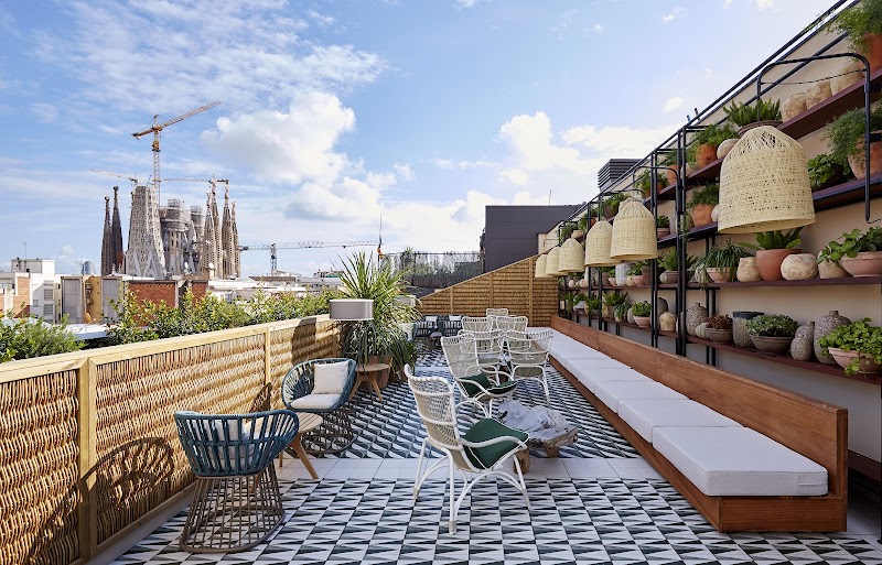 El Cel Rooftop Bar