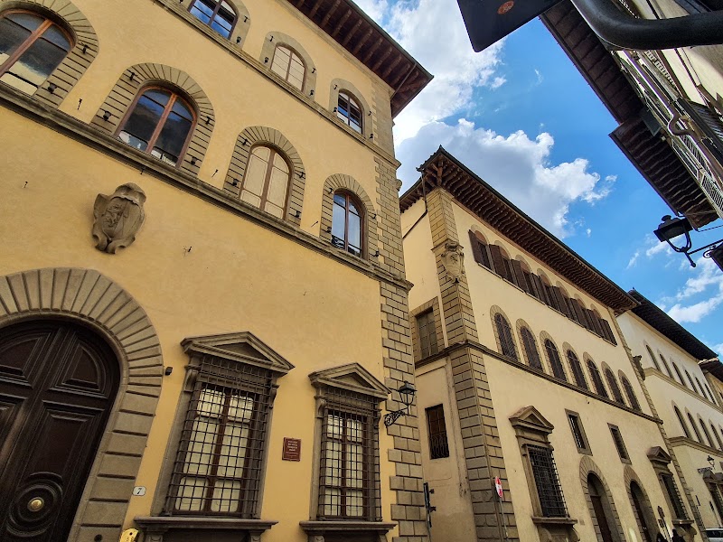 Via Maggio