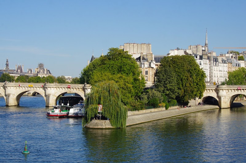 Square du Vert-Galant