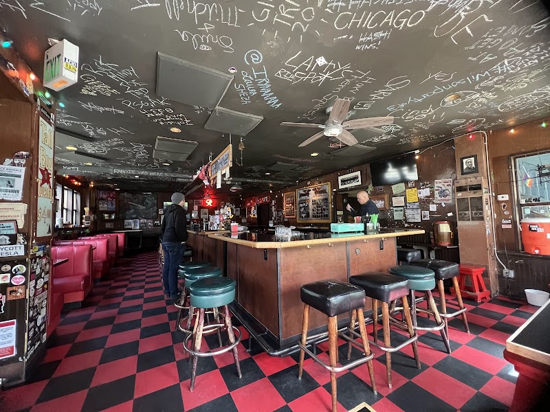 Streamline Tavern